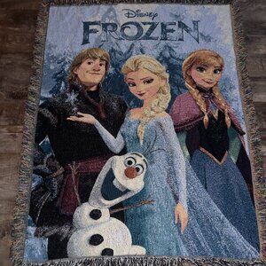 Frozen Disney Tapestry Blanket 48"x60" NEW WITHOUT TAGS